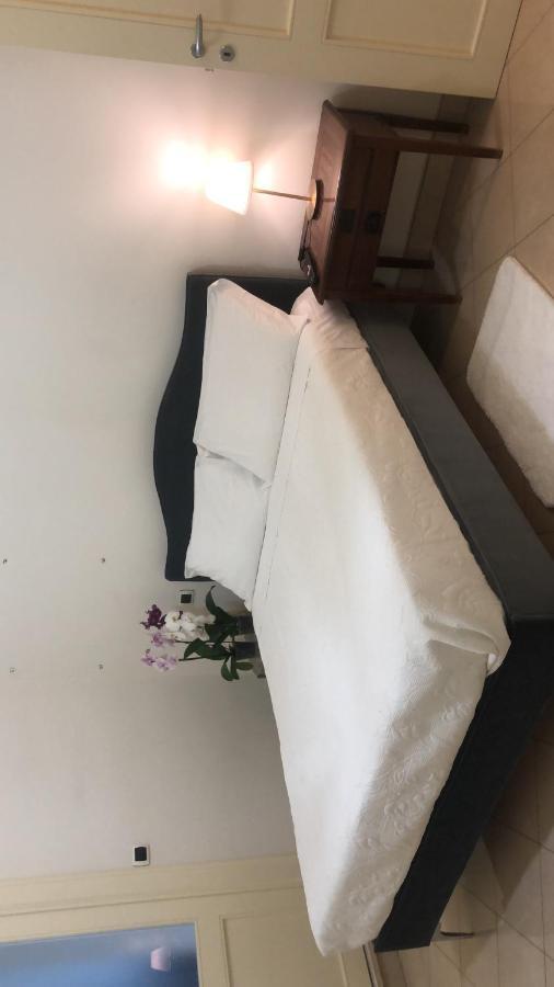 Maison Flores Deluxe Bari Exteriér fotografie